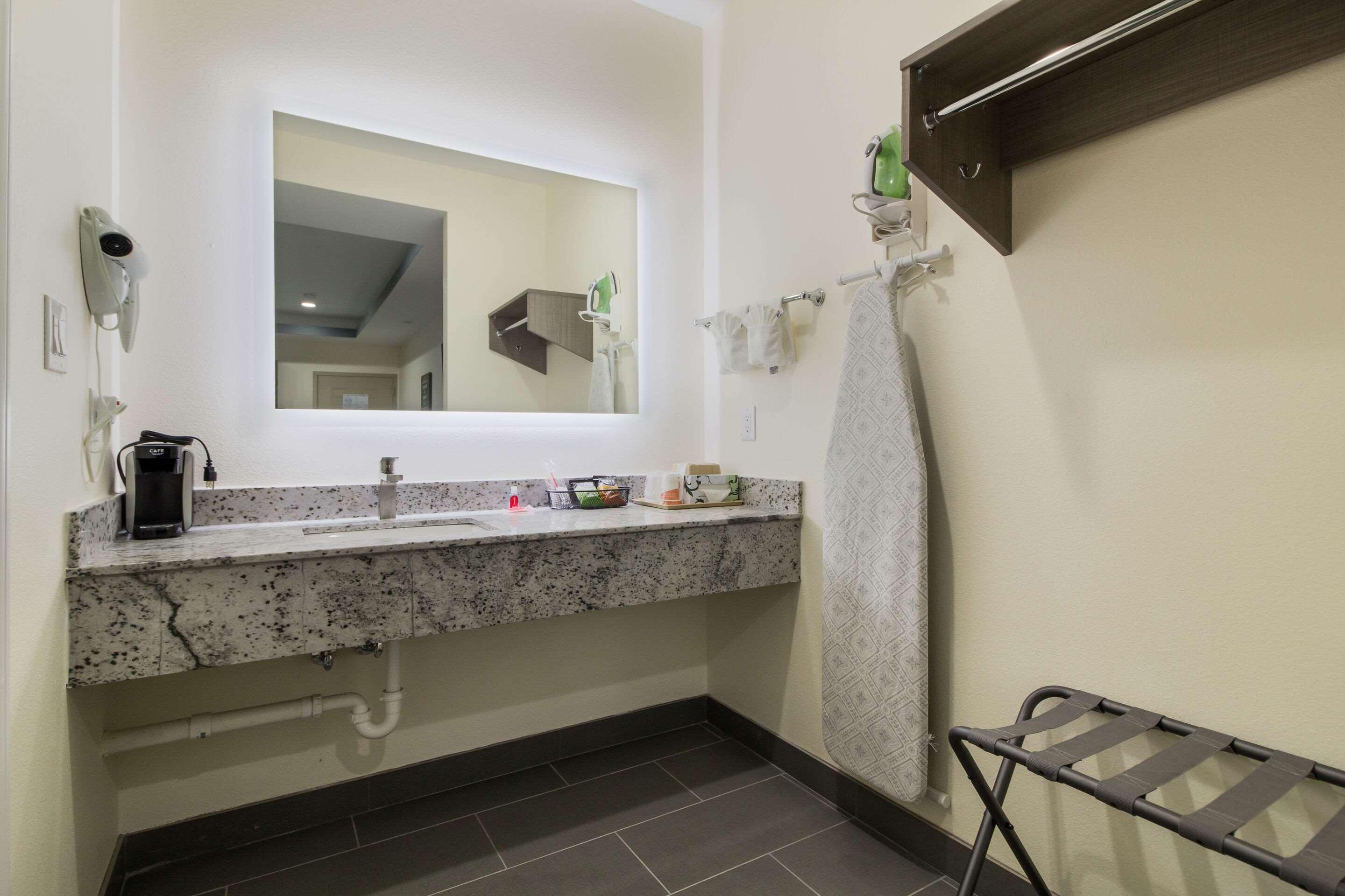 Regency Inn & Suites Humble Fm1960 - Iah Airport Εξωτερικό φωτογραφία