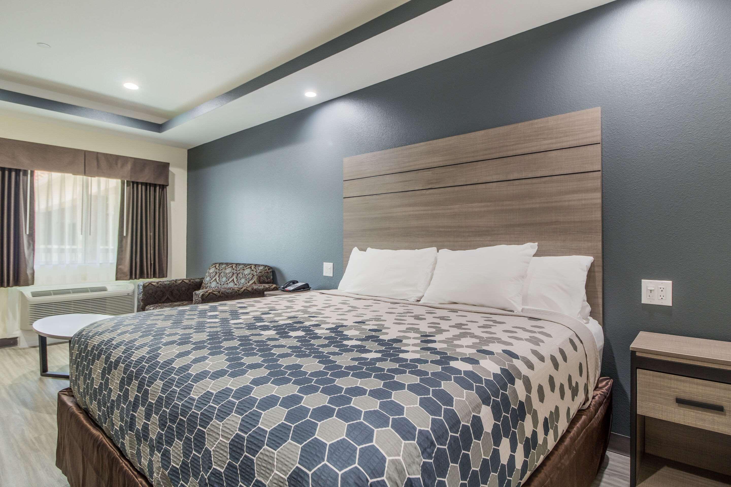 Regency Inn & Suites Humble Fm1960 - Iah Airport Εξωτερικό φωτογραφία