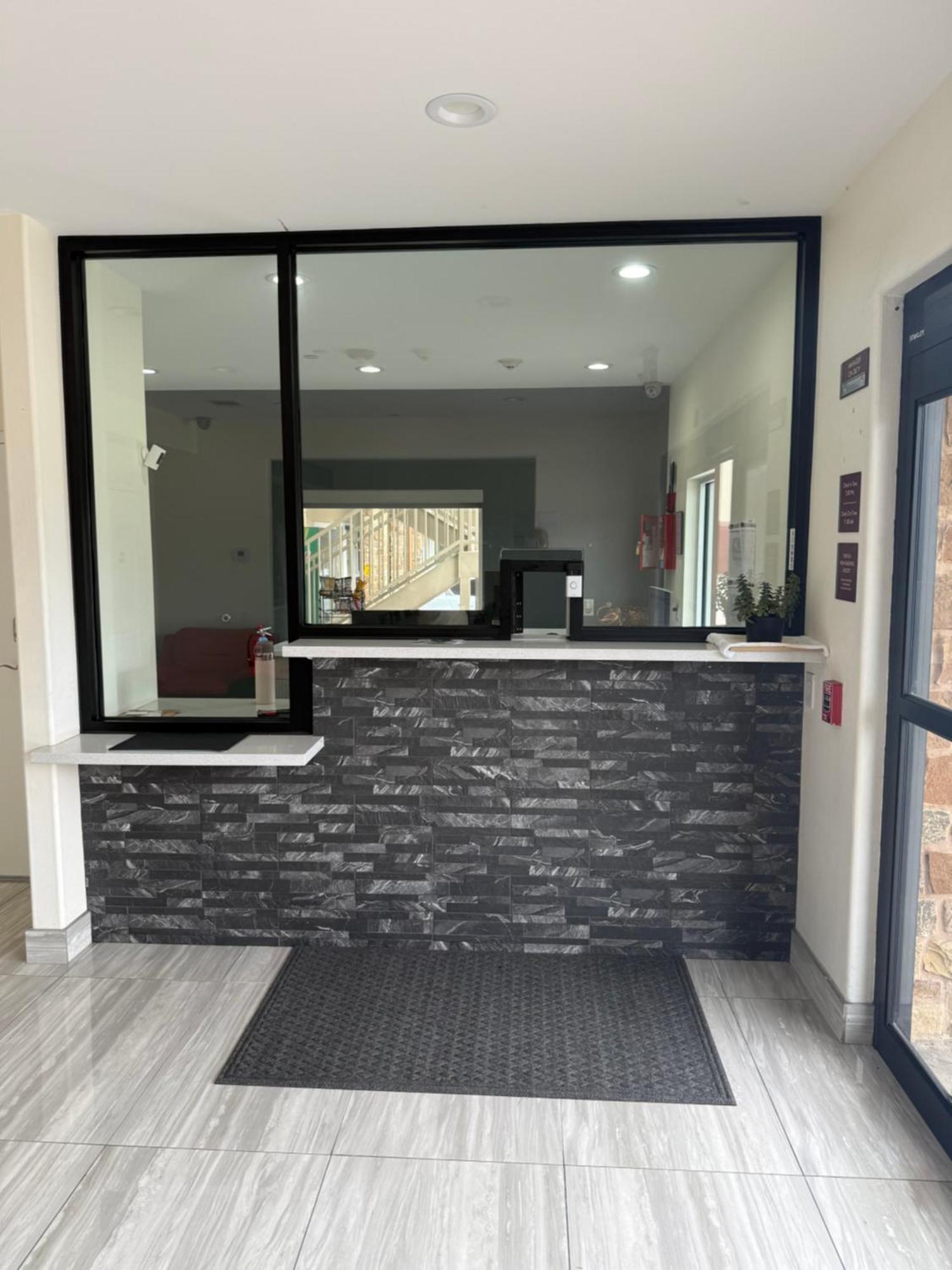 Regency Inn & Suites Humble Fm1960 - Iah Airport Εξωτερικό φωτογραφία